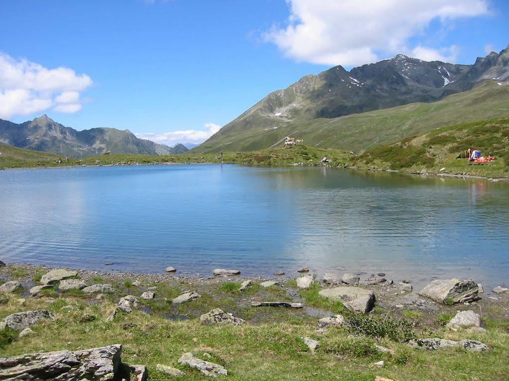 Berghaus Drei Tannen Hotel Oetz Esterno foto